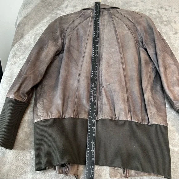 Women's Brown Leather Bomber Jacket with Ribbed Cuffs and Waistband - Picture 9 of 16